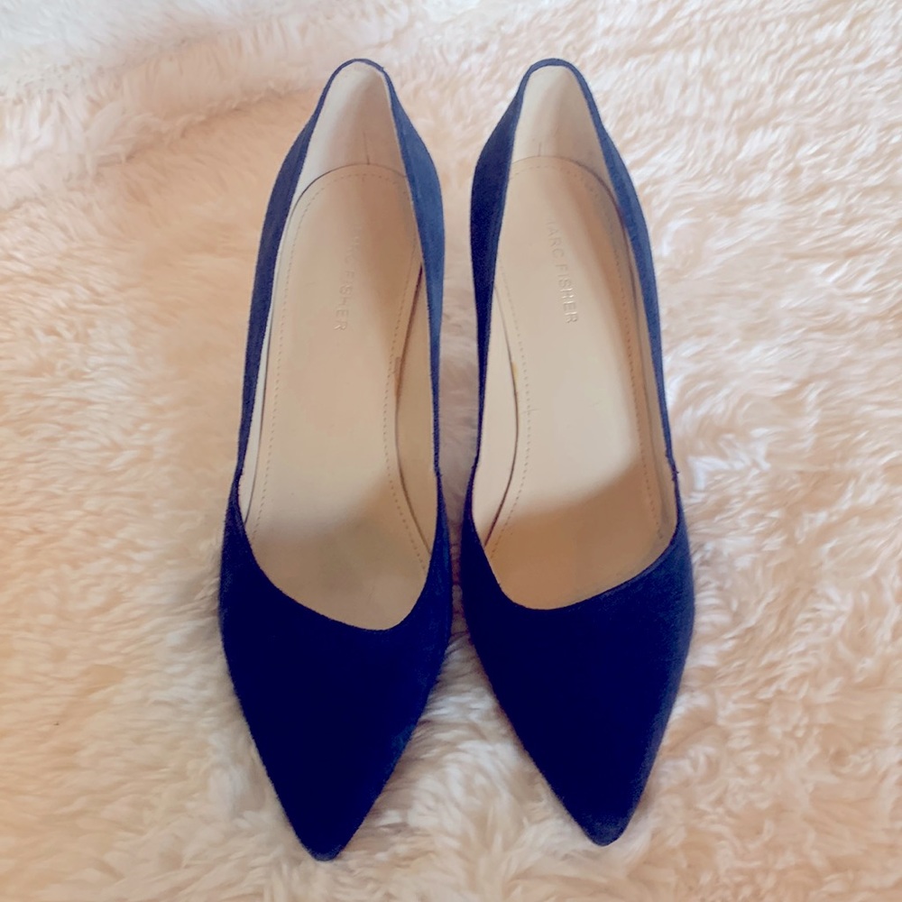 Marc Fisher pumps size 10 blue suede